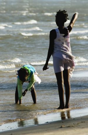 Girls At Makuti Beach Near Maputo